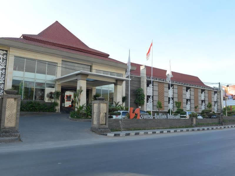 Kristal Hotel Kupang Kupang  Exterior photo